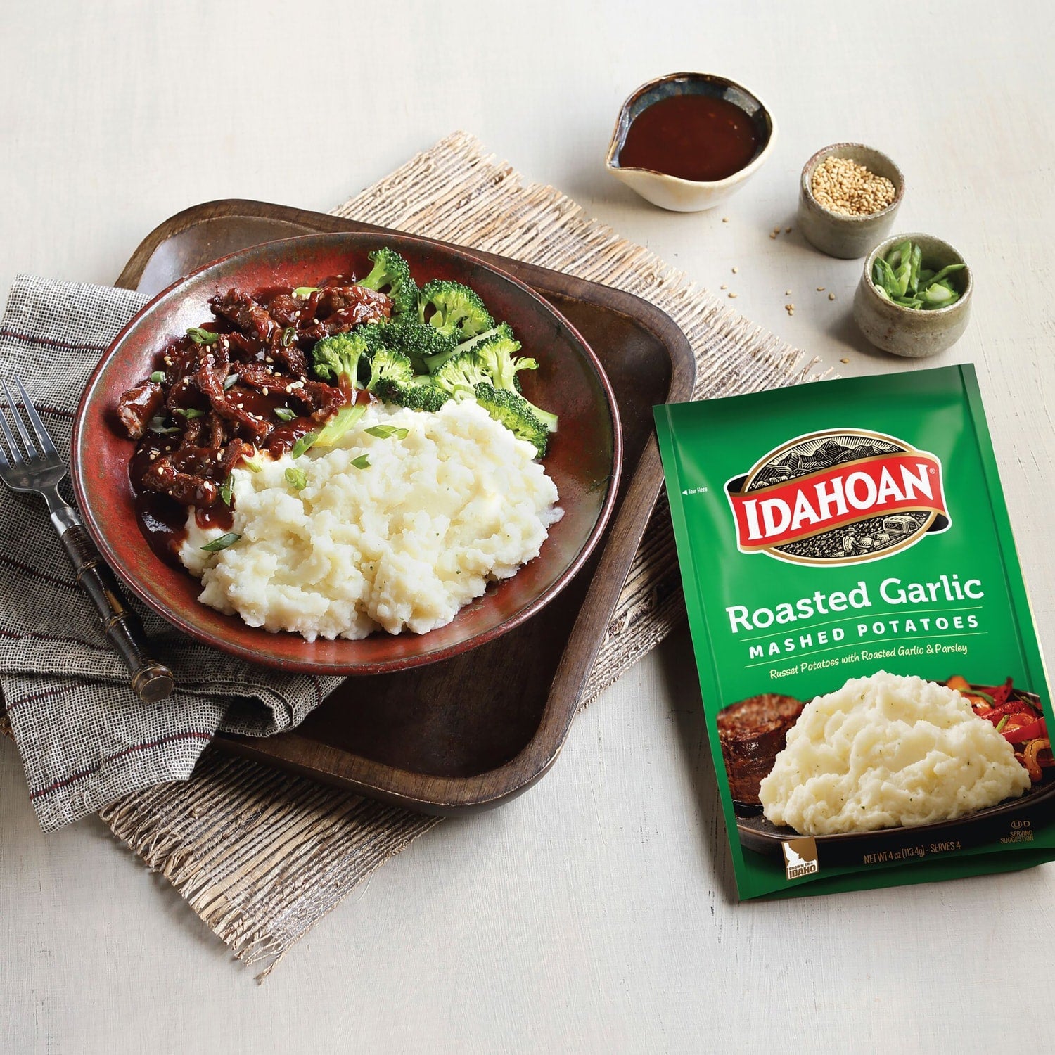 Idahoan Roasted Garlic Mashed Potatoes, 4-oz. Pouch